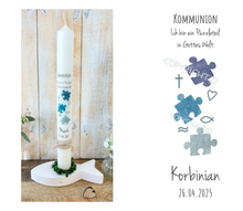 Load image into Gallery viewer, Kommunionkerze &quot; Ich bin ein Puzzleteil in Gottes Welt - Mark &quot; - personalisiert

