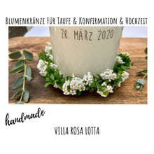 Lade das Bild in den Galerie-Viewer, Blumenkranz &quot;Flora&quot; weiß - Kerzenzubehör
