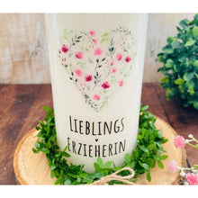 Charger l&#39;image dans la galerie, Geschenk / Abschieds-Kerze &quot;Frauke&quot; Kita
