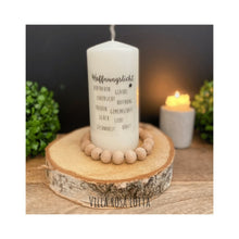 Load image into Gallery viewer, Geschenk Kerze &quot;Hoffnungslicht&quot; Mitbringsel - Rückseite personalisierbar
