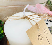 Load image into Gallery viewer, Geschenk Kerze &quot;Mama du bist wundervoll&quot;
