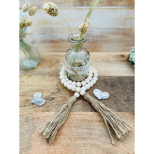 Load image into Gallery viewer, Holzperlenkette &quot;BONO&quot; mit Quaste / Tassel Boho Ibiza Stil Kerzenkranz
