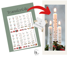 Lade das Bild in den Galerie-Viewer, Kerzenfolie Kerzentattoo &quot; Carol - Adventskranzkerze &quot; Weihnachtsgeschenk | Zahlen 1-4 | Dala | Haus | Stabkerze - Kerzensticker DIY
