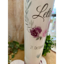 Lade das Bild in den Galerie-Viewer, Kommunionkerze &quot;Letitia&quot; Blumen - personalisiert
