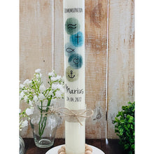 Load image into Gallery viewer, Kommunionkerze “Marius“ christliche Symbole - personalisiert
