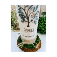 Lade das Bild in den Galerie-Viewer, Kommunionkerze “Sophia” Lebensbaum - personalisiert
