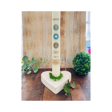 Load image into Gallery viewer, Kommunionkerze “Sören“ christliche Symbole - personalisiert
