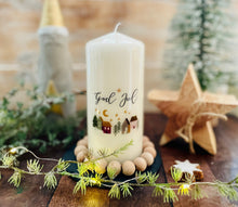 Charger l&#39;image dans la galerie, Weihnachtskerze/Adventskerze * Anders - God Jul * Weihnachtsdorf - Rückseite personalisierbar

