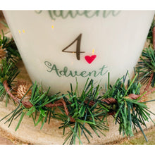 Lade das Bild in den Galerie-Viewer, Weihnachtskerze/Adventskerze &quot;Arwen Pastell&quot; rosa grün
